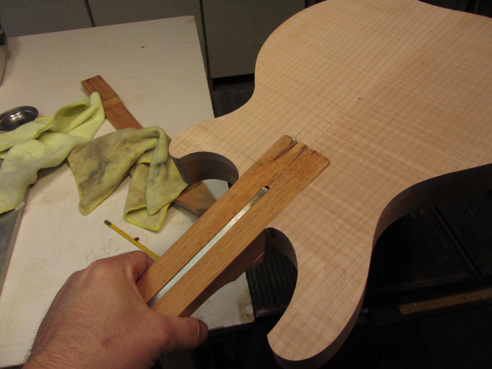 set neck guitar