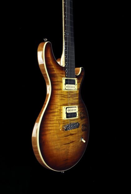 Tobacco Burst Performer. - Image 7
