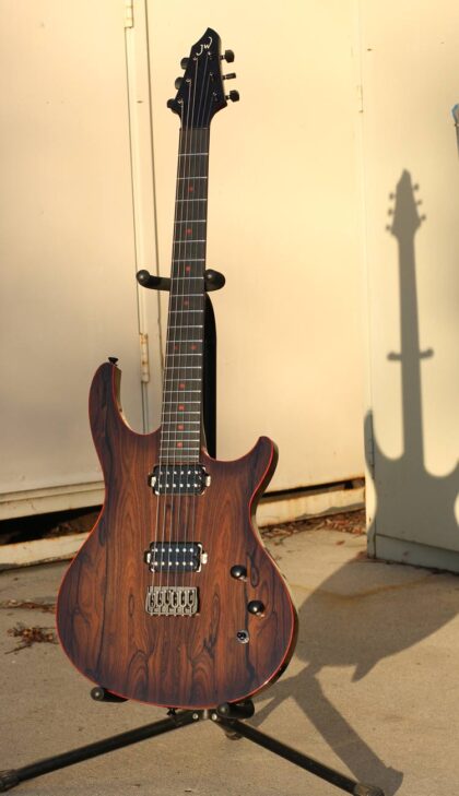 Helix Custom - Ziricote / Padauk - Image 7